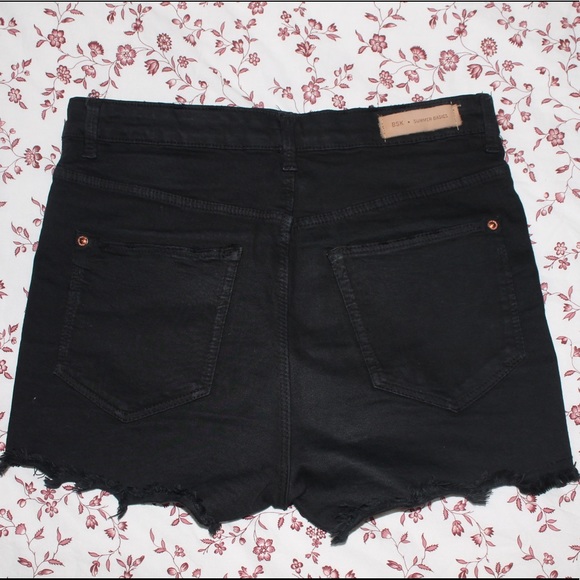 Shorts - Picture 2 of 2